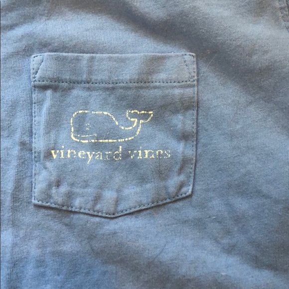 vineyard vines shirt - Picture 2 of 4